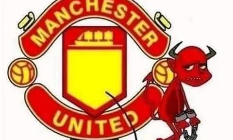 Cười té ghế với loạt ảnh chế Man Utd thất bại tan nát