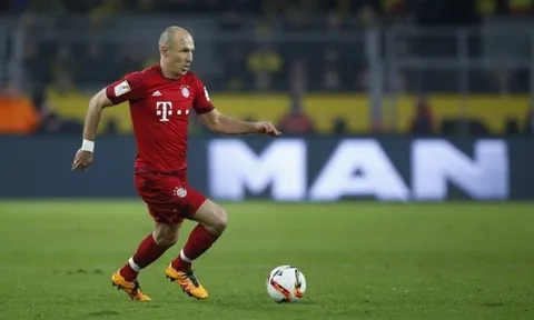 Arjen Robben giải nghệ: Tạm biệt thiên tài có "Đôi chân pha lê"