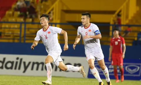 Chùm ảnh: U18 Việt Nam vùi dập U18 Singapore, sẵn sàng chiến Thái Lan