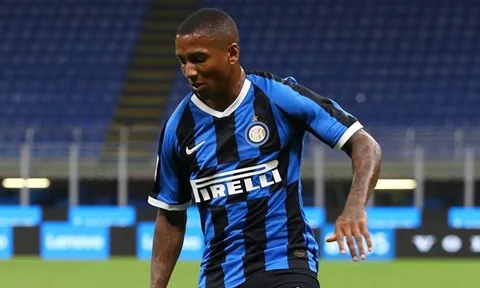 Ashley Young chỉ ra điều duy nhất khiến bản thân tiếc nuối Manchester