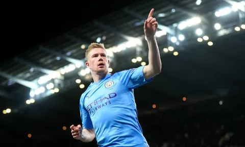 Hậu án phạt, Man City trút giận lên West Ham trong trận đá bù