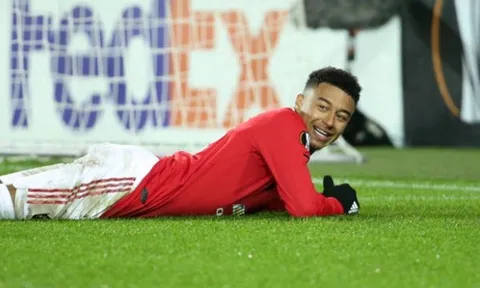 Hòa bạc nhược, fan Man Utd nổi khùng: "Tống khứ 2 kẻ vô vọng đó"