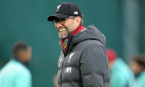 Jurgen Klopp rèn quân, hướng đến kỷ lục lịch sử của Arsenal