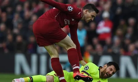 'Tôi nhìn lại khoảnh khắc đó với Messi như một sự hối tiếc'