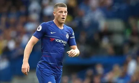 Vừa sắm vai ''tội đồ'', sao Chelsea đã mạnh miệng thách thức The Kop