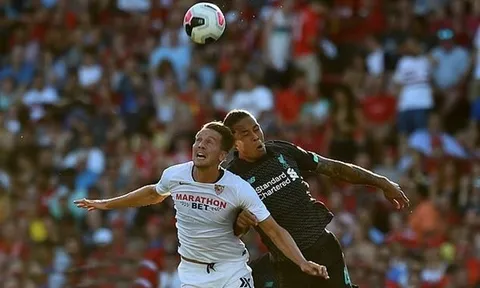 Người cũ mang đến tin vui cho Liverpool vụ Van Dijk