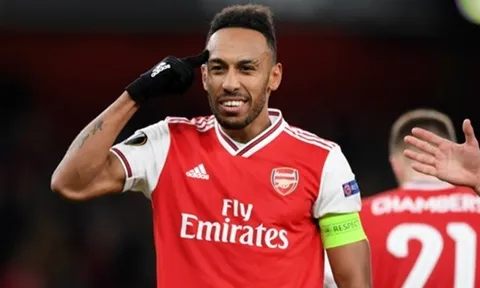 ĐHTB vòng 27 Premier League: Fernandes và Aubameyang "gánh team"