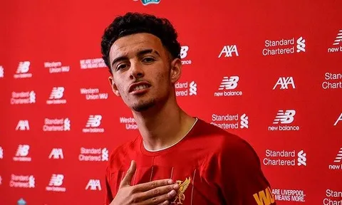 Ký giả uy tín xác nhận: 'Sao mai 2001' chưa rời Anfield