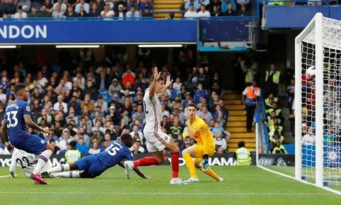 Zouma lại "báo hại" Chelsea, Lampard nói gì?