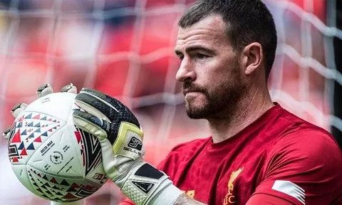 'Cứu viện' đã đến, Klopp tạm yên tâm về khung gỗ trước Siêu cúp