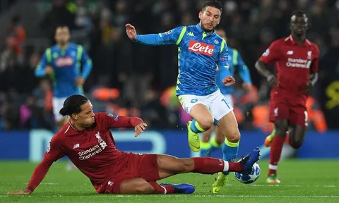 Van Dijk phát biểu 1 câu, chứng tỏ bản lĩnh siêu trung vệ