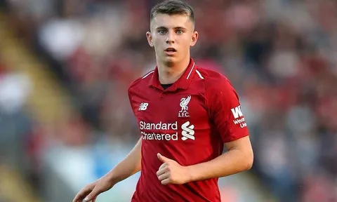 ''Kỷ lục gia'' Liverpool chuẩn bị tiếp tục đi ‘’tu nghiệp''