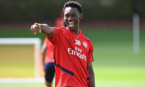 Fan Arsenal: "Cậu ấy có thể làm tốt hơn những gì Lacazette đang làm"