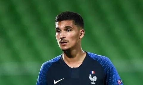 Chi 50 triệu, Chelsea mang "kẻ hủy diệt Juve" về song sát cùng Ziyech