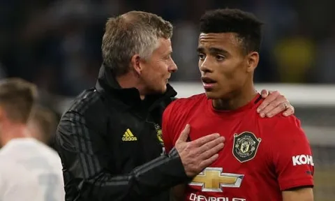 HLV Solskjaer: "Cậu ấy khiến tôi nhớ đến Ryan Giggs"