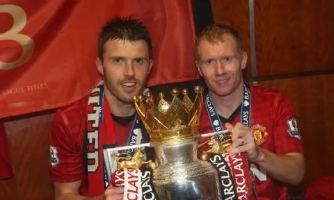 Paul Scholes chỉ ra vấn đề M.U cần thay đổi để vô địch NHA