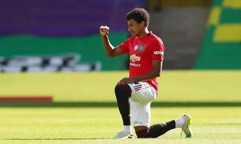 CHOÁNG! CĐV M.U "rớt nước mắt" tiễn biệt Jesse Lingard