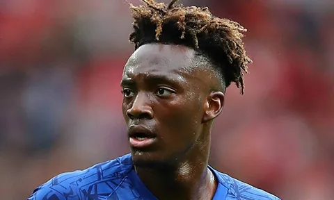 Abraham: "Chúng tôi là một mối đe doạ với họ"