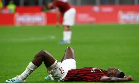 Viết cho AC Milan: Và giờ anh biết chuyện tình mình chẳng còn gì