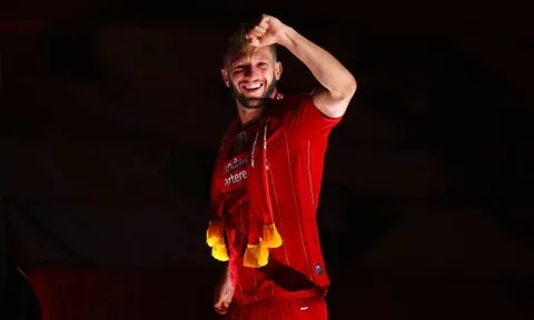 Chia tay Liverpool, 'kẻ lu mờ' nói lời thật lòng về Klopp
