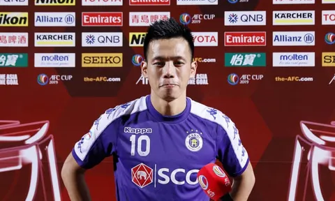 Trang chủ AFC: Văn Quyết - người hùng mang chiến thắng tặng NHM Hà Nội