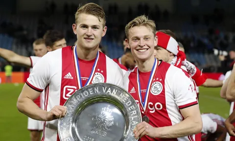 Ajax mong đợi sự giúp đỡ của De Ligt, De Jong ở C1