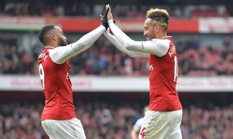 "Tốc độ, sắc bén không tin nổi! Tôi yêu 2 cầu thủ Arsenal đó"