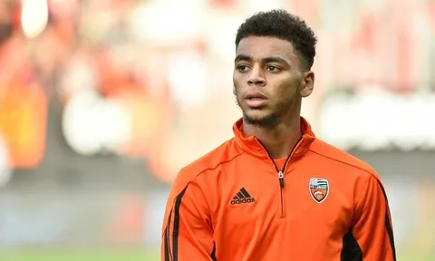 Thêm một đội bóng nhắm vào mục tiêu của Arsenal