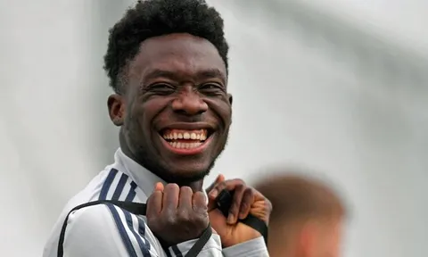 "Ngọc báu" Bayern thừa nhận muốn trở thành diễn viên
