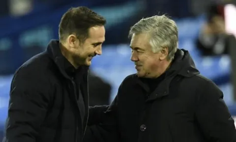 Ancelotti: "Chelsea phải đưa ra quyết định đó với Lampard, một thứ hàng hiếm"