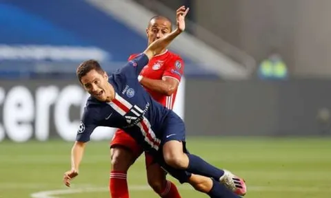 Ander Herrera chỉ ra lí do PSG bại trận