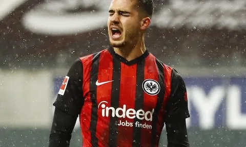 Rõ thực hư vụ Man Utd bỏ Haaland để chiêu mộ "hiện tượng Bundesliga"
