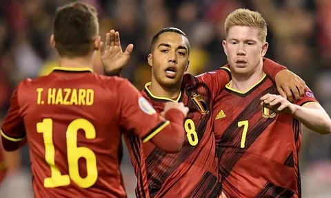 'Anh ấy là tiền vệ đẳng cấp nhất Premier League'