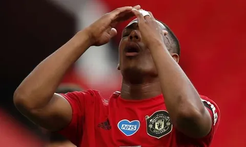 "Man Utd cần cái tên khác thay Martial và thêm 1 hậu vệ"