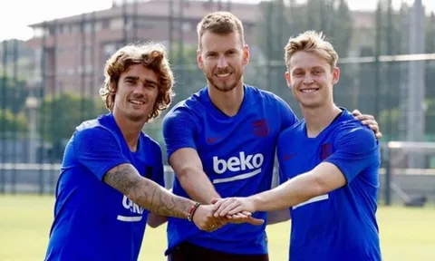Antoine Griezmann: "Tôi đã khóc vì Barcelona"