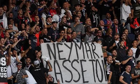 Neymar bị xua đuổi ngày PSG đại thắng trận mở màn Ligue 1
