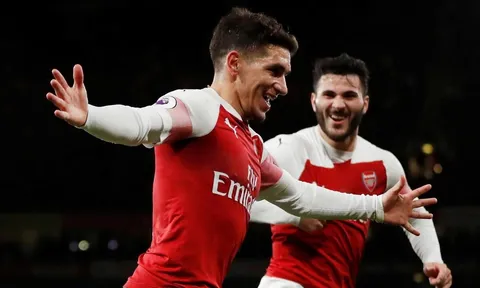 Arsenal chiến Tottenham: Emery đập bỏ kim cương, 'quái thú' tái xuất?