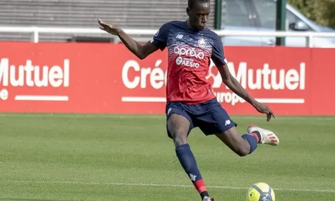 Arsenal cùng Man United đại chiến cả châu Âu vì "báu vật Ligue 1"