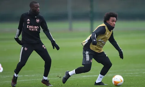 Arsenal đánh mất vị thế, 2 cái tên phải "đứng mũi chịu sào"