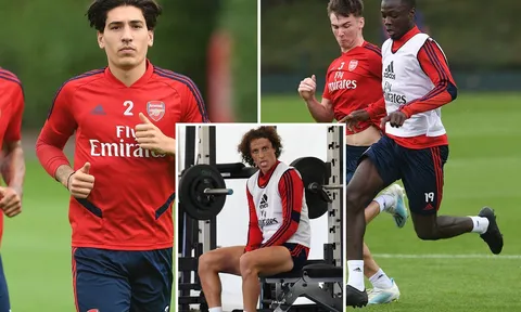 XONG! "Vua tốc độ" của Arsenal không đá chính trận gặp Man Utd