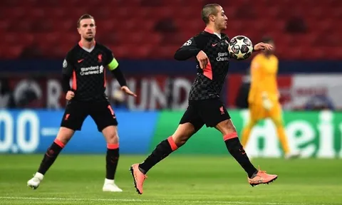 Arsene Wenger chỉ thẳng 'vấn đề' của HLV Jurgen Klopp với Thiago
