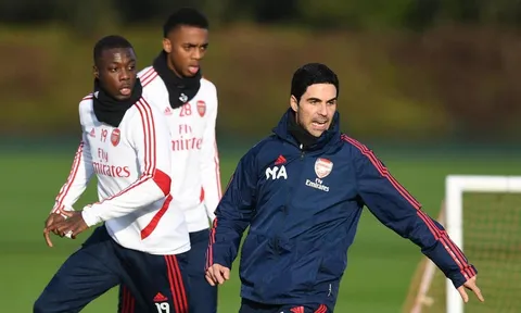 Arsenal tập luyện trở lại vào tuần sau, tập xong không được tắm ngay