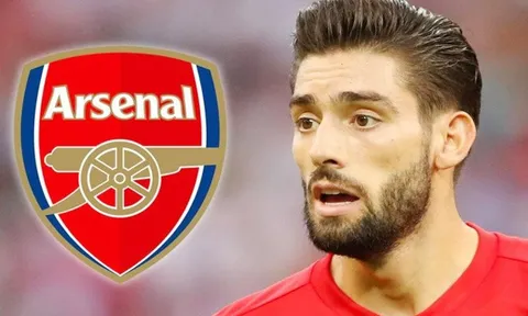 1 mực đòi đến Arsenal, sao nổi loạn bị đồng đội tố giác, CLB phạt nặng