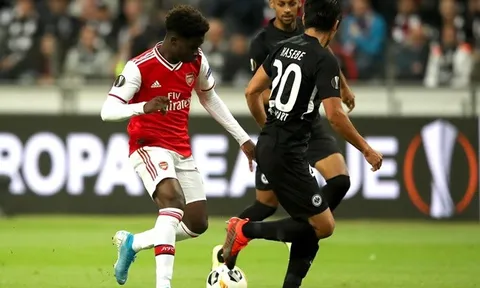 Sao mai Arsenal tỏa sáng, huyền thoại nói câu 'điên rồ' về Pepe