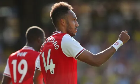 Arsenal 'tiki-taka' đẹp mắt ra sao trong bàn thắng thứ 2 của Aubameyang?