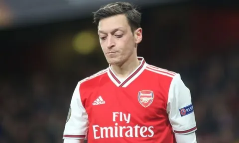 Arteta mua 1 cái tên, Ozil và 3 ngôi sao Arsenal bị thanh lý