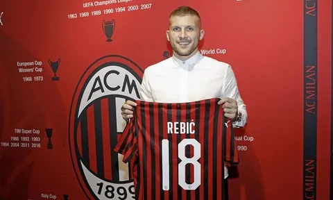 AS Roma, AC Milan và 2 thương vụ gây bất ngờ nhất trong ngày cuối TTCN tại Serie A