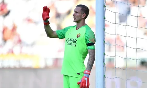 AS Roma tiễn “kẻ thay thế Alisson Becker” sang Bồ Đào Nha
