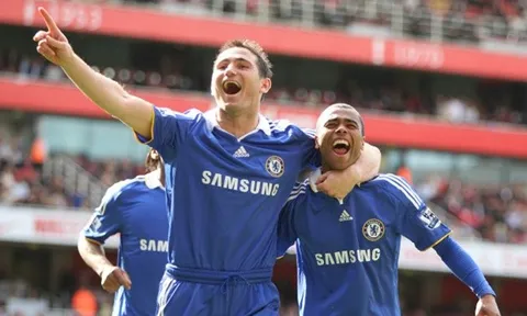 Ashley Cole: "Các cầu thủ sẽ thi đấu khởi sắc trong năm nay"