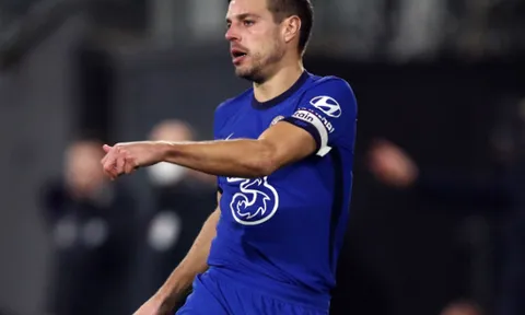 Paul Merson muốn Chelsea đá 3 trung vệ, cái tên nào có thể được dùng?